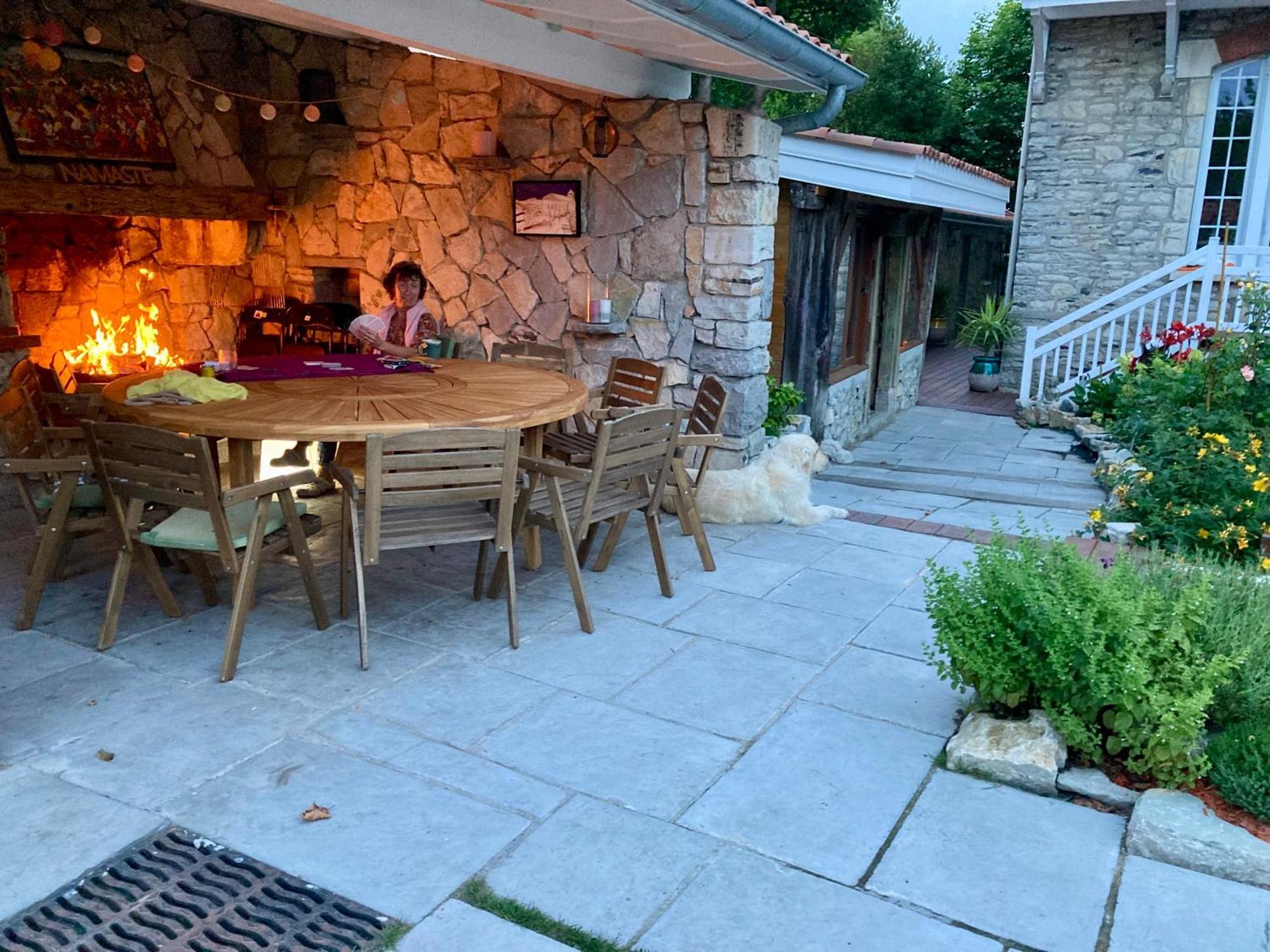Villa Ajna Байон Екстериор снимка